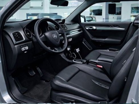 Used 2018 Audi Q3 2.0T Premium image 3