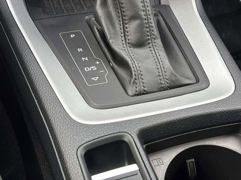 Used 2024 Audi Q3 2.0T Premium AWD/4WD image 30