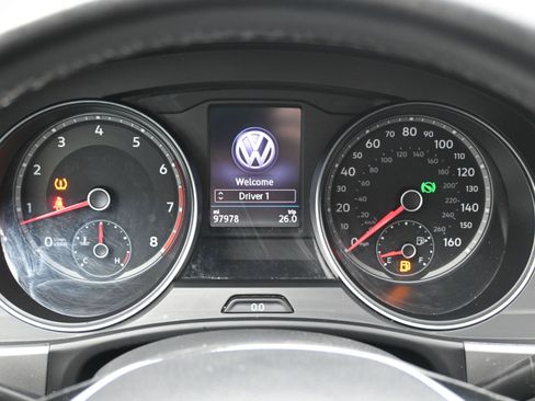 Used 2018 Volkswagen Atlas SE image 14