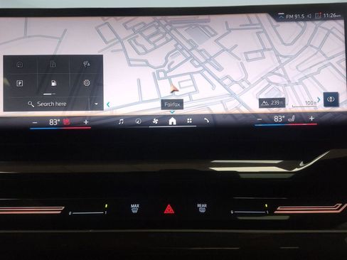 Certified 2024 BMW 530i xDrive 530i xDrive w/ Premium Package image 18