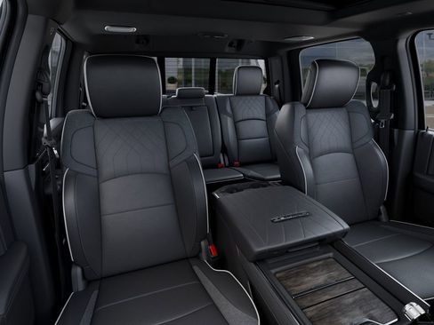 New 2026 RAM 3500 Limited AWD/4WD image 17