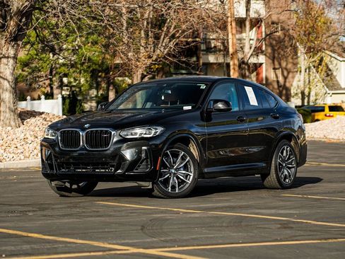 Used 2022 BMW X4 M40i w/ Premium Package image 1
