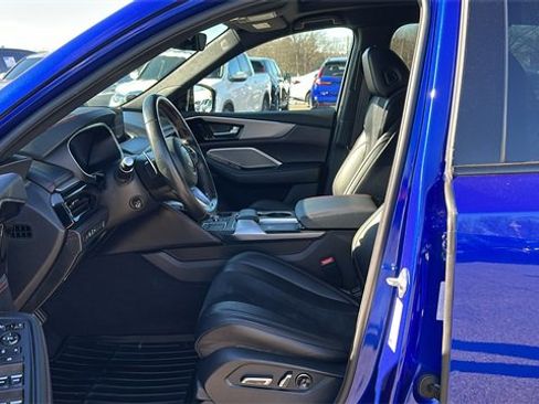 Used 2023 Acura MDX A-Spec image 9
