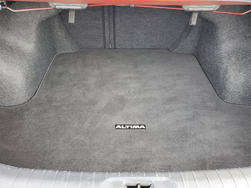 Used 2020 Nissan Altima 2.5 SV image 33