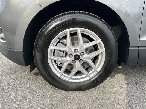 Used 2024 Ford Edge SEL image 34