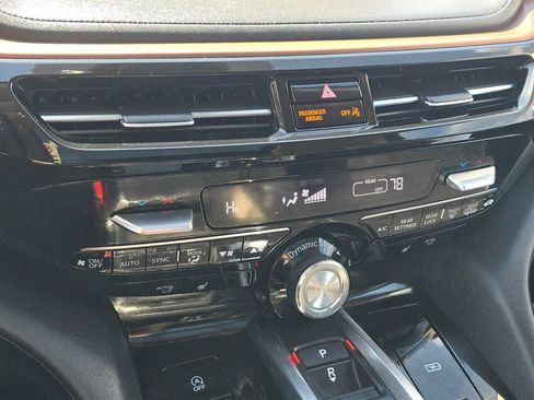 Used 2022 Acura MDX SH-AWD w/ Technology Package image 25