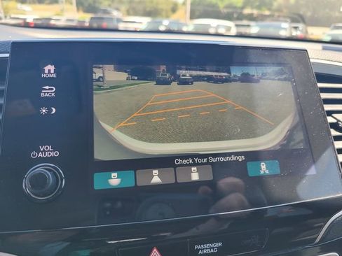 Used 2021 Honda Pilot Touring image 21
