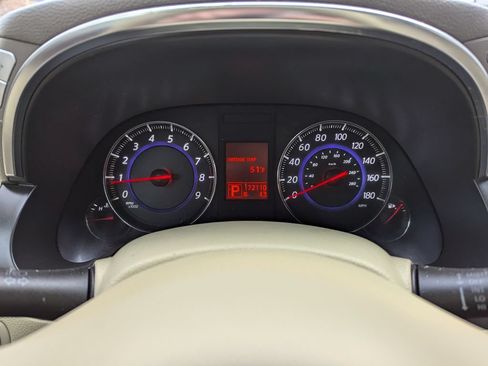 Used 2010 INFINITI FX35 AWD w/ Navigation Pkg image 19