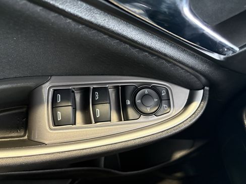 Used 2025 Chevrolet Malibu LT image 10