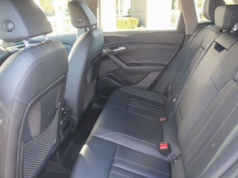 Certified 2025 Audi Q6 e-tron Premium w/ Convenience Package image 19