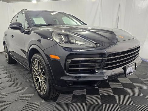 Certified 2023 Porsche Cayenne Platinum Edition AWD/4WD image 9