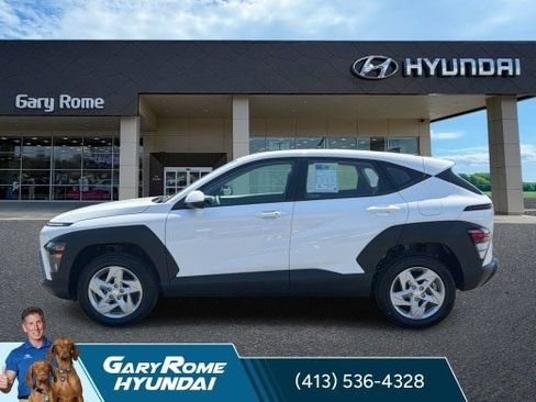 Used 2025 Hyundai Kona SE AWD/4WD image 13