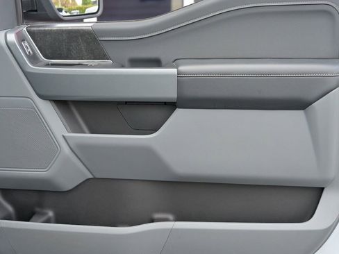 Used 2022 Ford F150 XLT w/ Equipment Group 301A Mid image 17