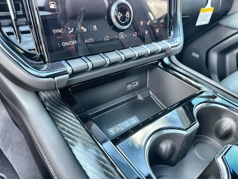 New 2026 GMC Yukon AT4 w/ AT4 Premium Plus Package AWD/4WD image 27