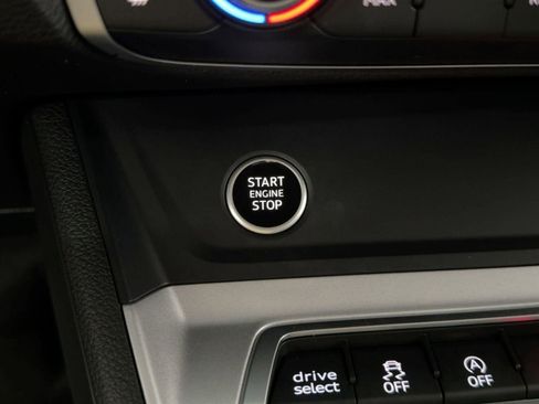 Used 2025 Audi Q3 2.0T Premium Plus w/ Premium Plus Package image 26