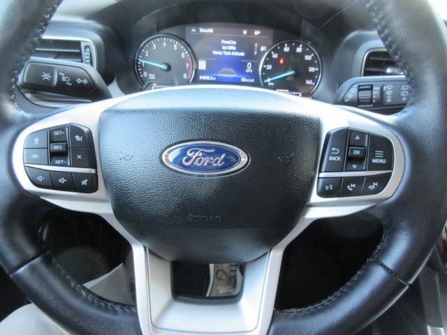 Used 2023 Ford Explorer Limited w/ Limited Technology Package AWD/4WD image 31