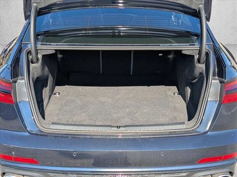 Certified 2025 Audi S6 Premium Plus w/ Premium Plus Package image 6