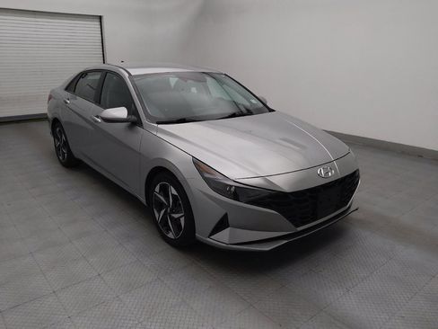 Used 2023 Hyundai Elantra SEL w/ Convenience Package FWD image 13