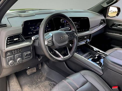 Used 2025 Chevrolet Tahoe RST w/ Comfort Package AWD/4WD image 19