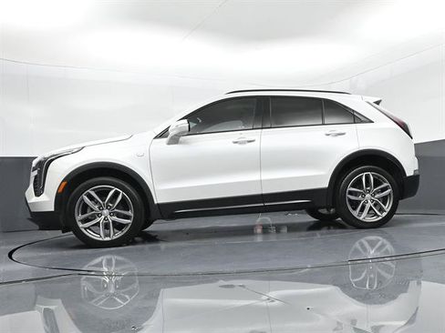 Used 2023 Cadillac XT4 Sport w/ Cold Weather Package FWD image 32