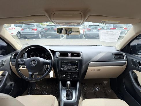 Used 2014 Volkswagen Jetta TDI FWD image 11