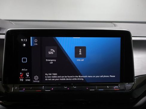 Used 2025 Volkswagen Atlas Cross Sport SE FWD image 24