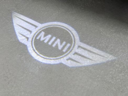 Used 2017 MINI Cooper Clubman S image 16