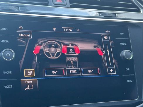 Used 2021 Volkswagen Tiguan SE R-Line image 18