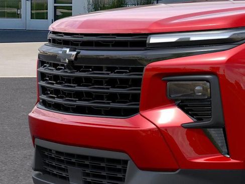 New 2026 Chevrolet Traverse LT w/ Midnight/Sport Edition image 13