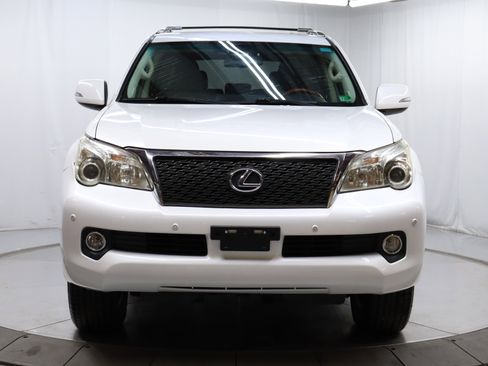 Used 2010 Lexus GX 460 image 3