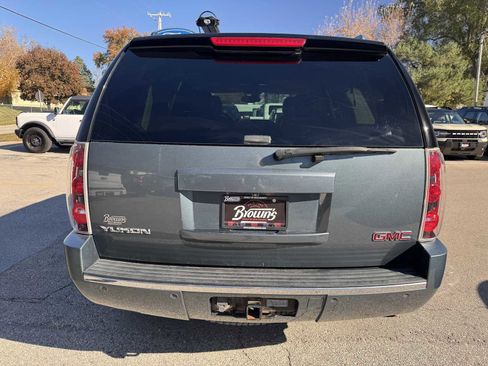 Used 2007 GMC Yukon Denali image 7
