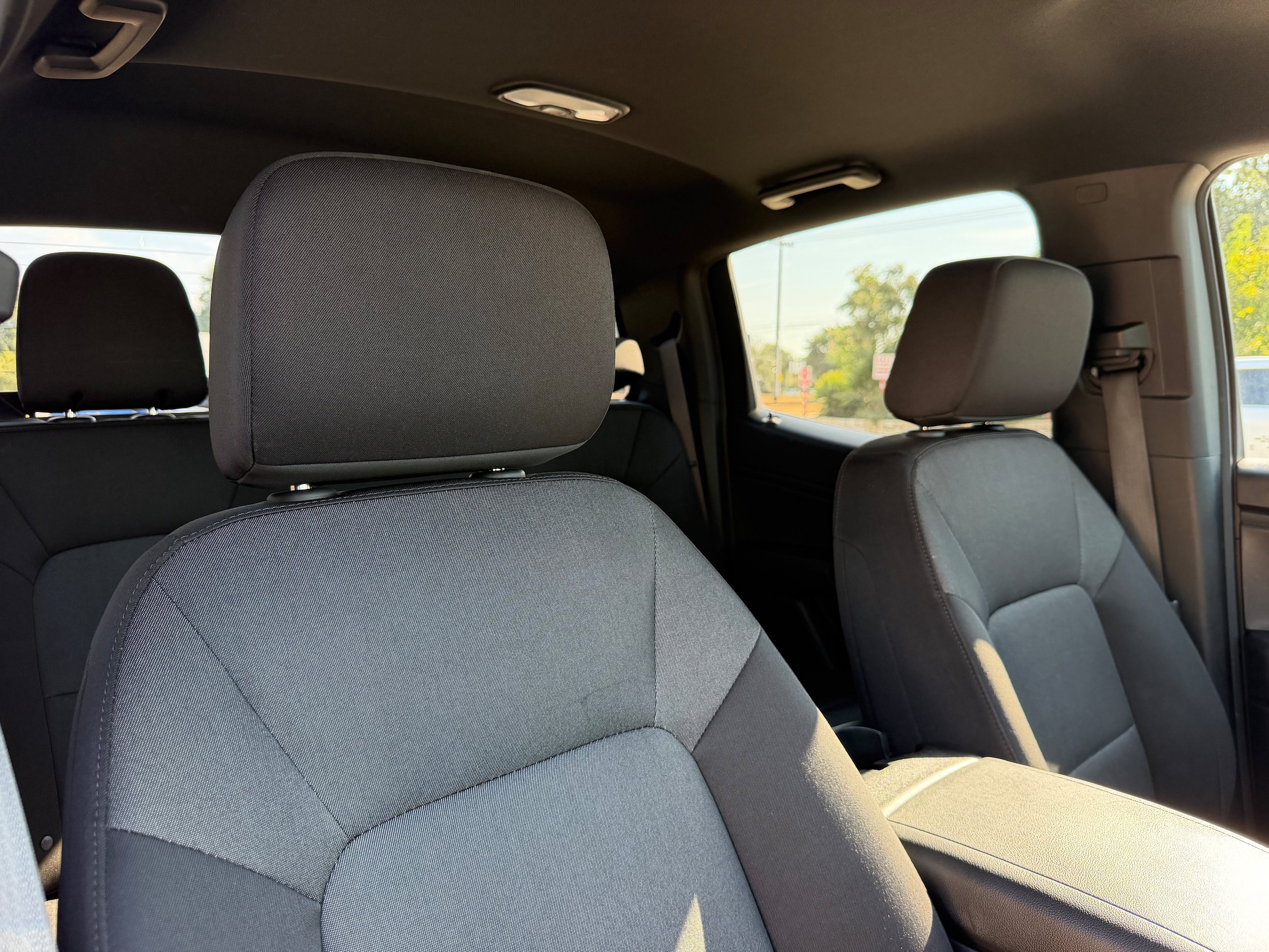 Used 2023 Chevrolet Colorado Trail Boss w/ LPO, Dark Essentials Package AWD/4WD image 12