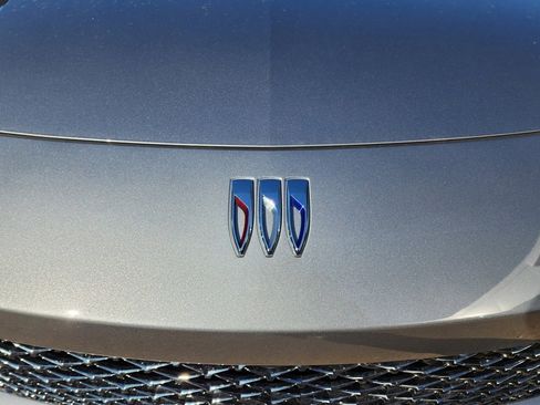 New 2026 Buick Envista Avenir image 10