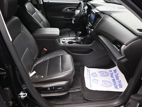 Used 2020 Chevrolet Traverse LT AWD/4WD image 31