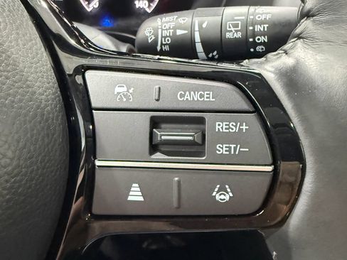 Used 2023 Honda HR-V EX-L image 42
