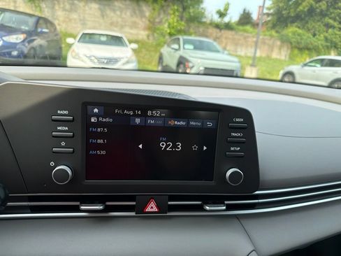 New 2026 Hyundai Elantra SE FWD image 22