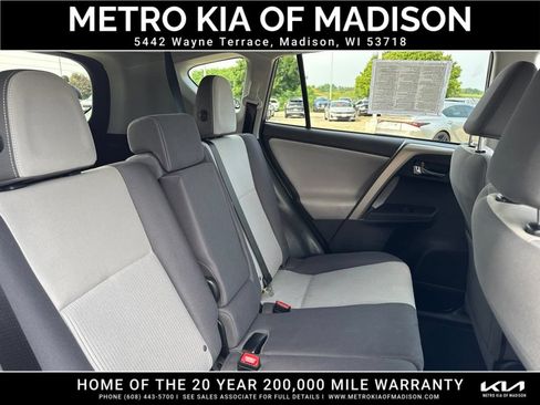 Used 2015 Toyota RAV4 XLE AWD/4WD image 38