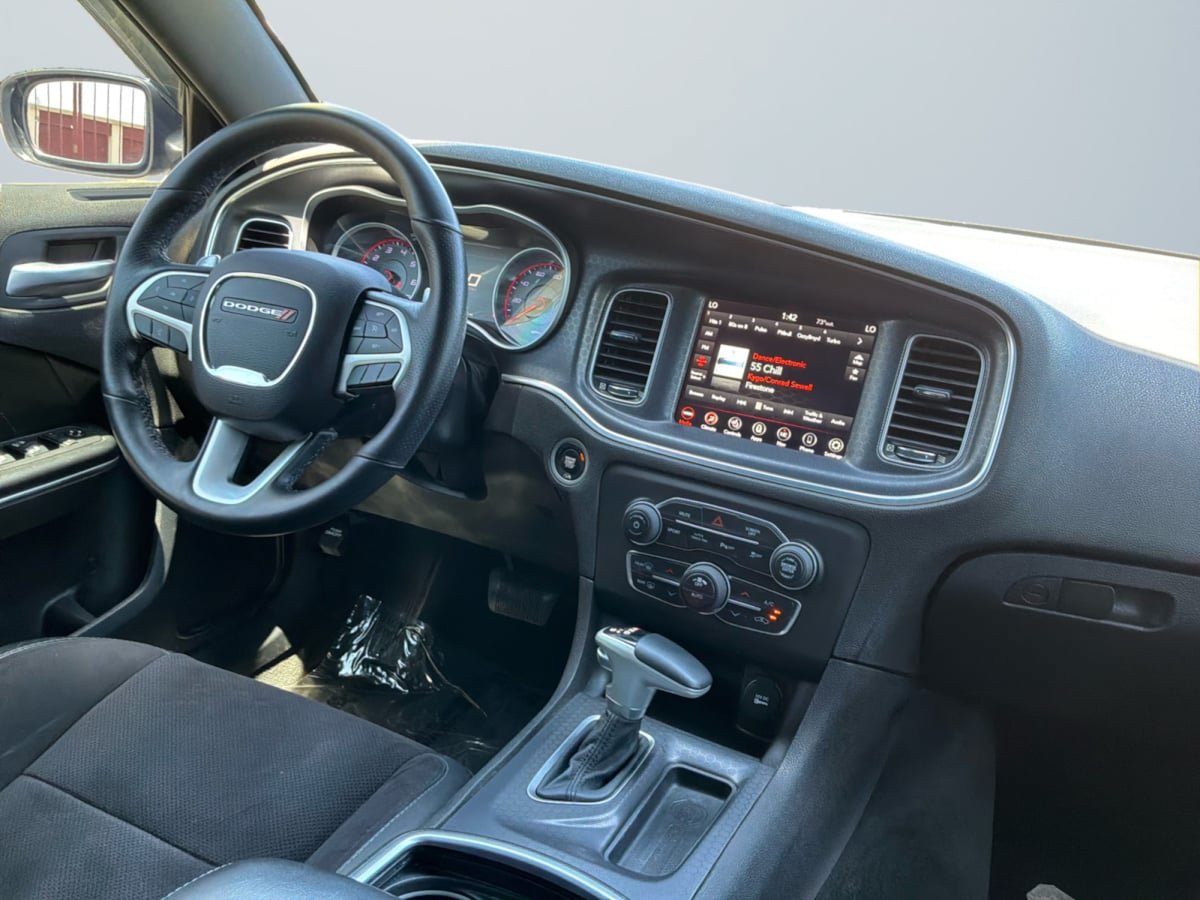 Used 2018 Dodge Charger GT AWD/4WD image 14