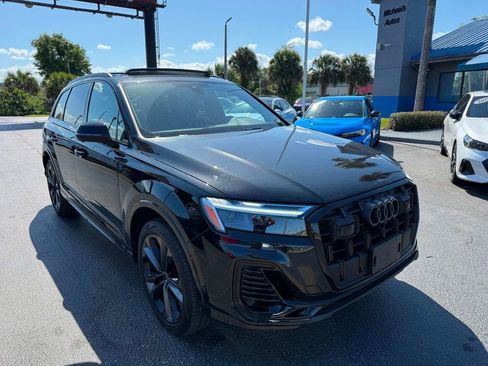Used 2025 Audi Q7 3.0T Premium Plus AWD/4WD image 3