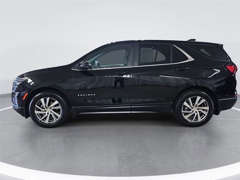 Used 2023 Chevrolet Equinox LT image 9