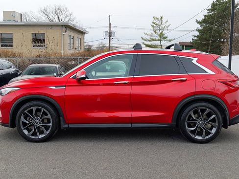 Used 2019 INFINITI QX50 Essential w/ Sensory Package image 4