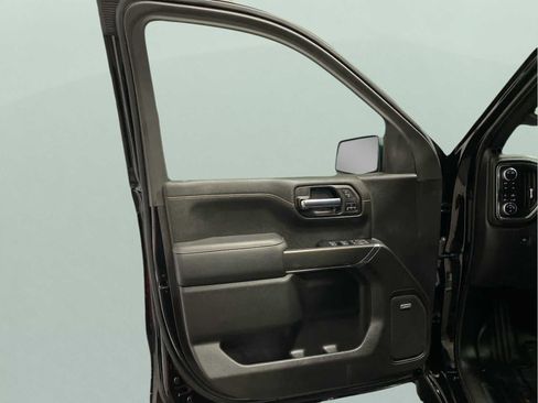 Used 2022 GMC Sierra 1500 AT4 w/ AT4 Preferred Package image 8