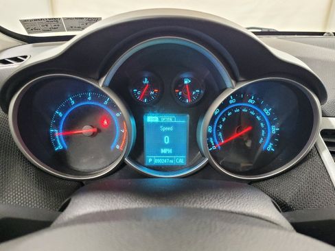 Used 2014 Chevrolet Cruze LT w/ All-Star Edition FWD image 23