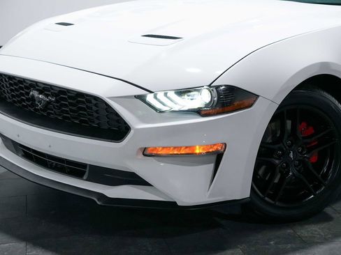 Used 2022 Ford Mustang Premium RWD image 10