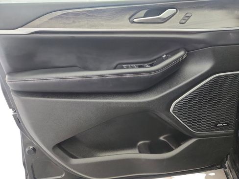 Used 2023 Jeep Grand Cherokee 4WD 4xe image 24