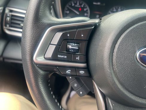 Used 2022 Subaru Outback Limited w/ Popular Package #2 image 66