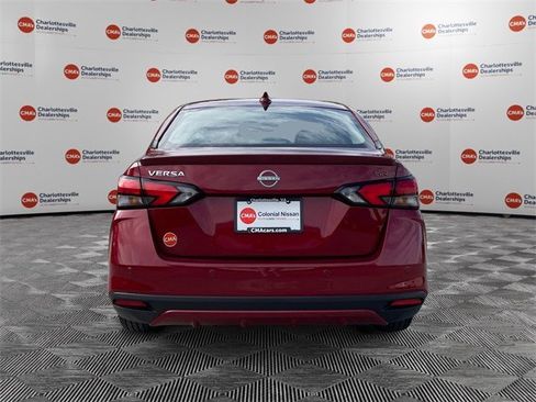 New 2025 Nissan Versa SR w/ Trunk Package image 4