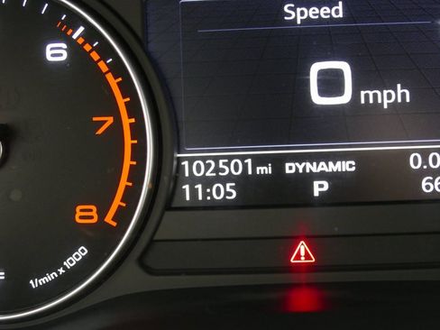 Used 2017 Audi A4 2.0T allroad Premium Plus w/ Premium Plus Package image 18