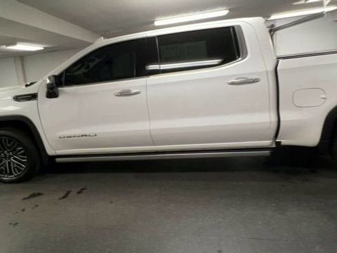 Certified 2022 GMC Sierra 1500 Denali Ultimate AWD/4WD image 5
