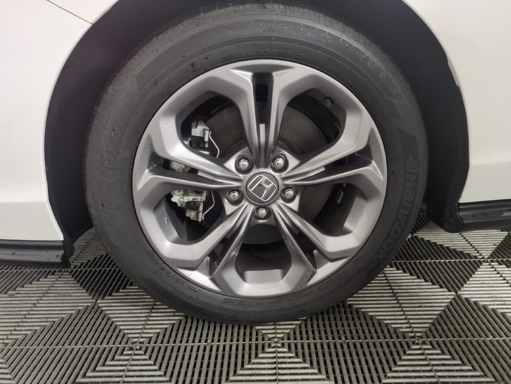 Certified 2024 Honda Accord EX-L image 33